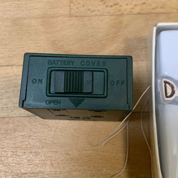 Dept 56 Brite Lites Red Department 56 Animated Sign Village Accessory - 1997 - Picture 5 of 6